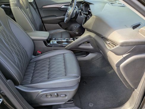 Used 2021 Buick Envision Avenir w/ Technology Package II image 22