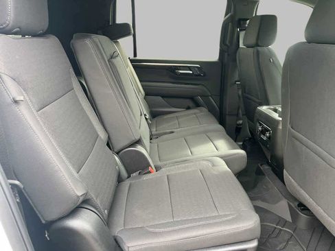 New 2026 Chevrolet Suburban LS RWD image 13