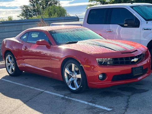 Used 2010 Chevrolet Camaro SS w/ RS Package RWD image 2