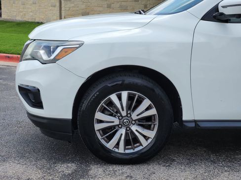 Used 2020 Nissan Pathfinder SL FWD image 8