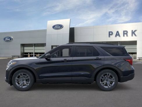 New 2026 Ford Explorer Active w/ Active Comfort Package image 3