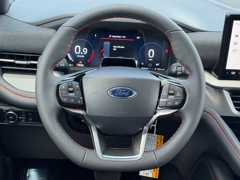 New 2025 Ford Explorer ST-Line w/ Premium Package image 7