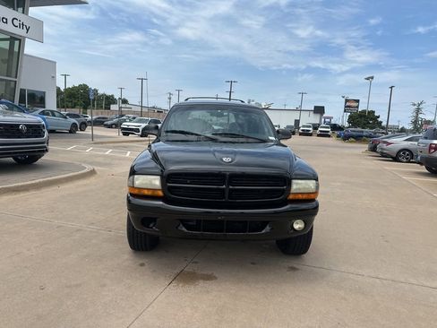 Used 2000 Dodge Durango 4WD image 2