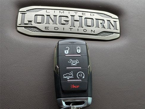 Used 2026 RAM 1500 Limited w/ Bed Utility Group image 32