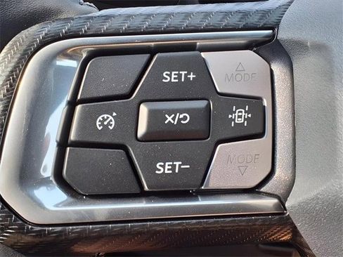 New 2025 Ford Mustang Ecoboost image 17