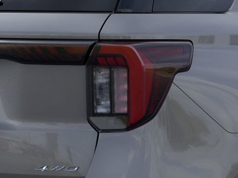 Used 2026 Ford Explorer ST-Line w/ ST-Line Street Pack AWD/4WD image 22