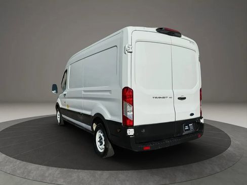Used 2019 Ford Transit 150 Medium Roof image 13