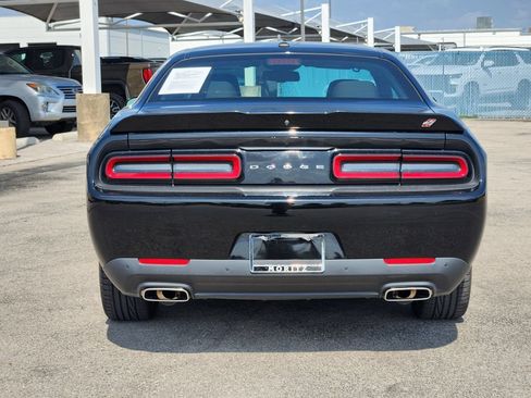 Used 2022 Dodge Challenger GT AWD/4WD image 6