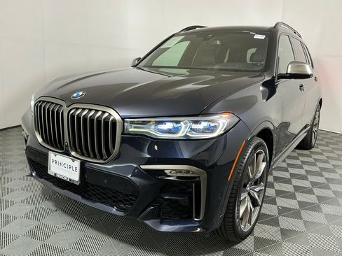 Used 2022 BMW X7 M50i w/ Dynamic Handling Package AWD/4WD image 2