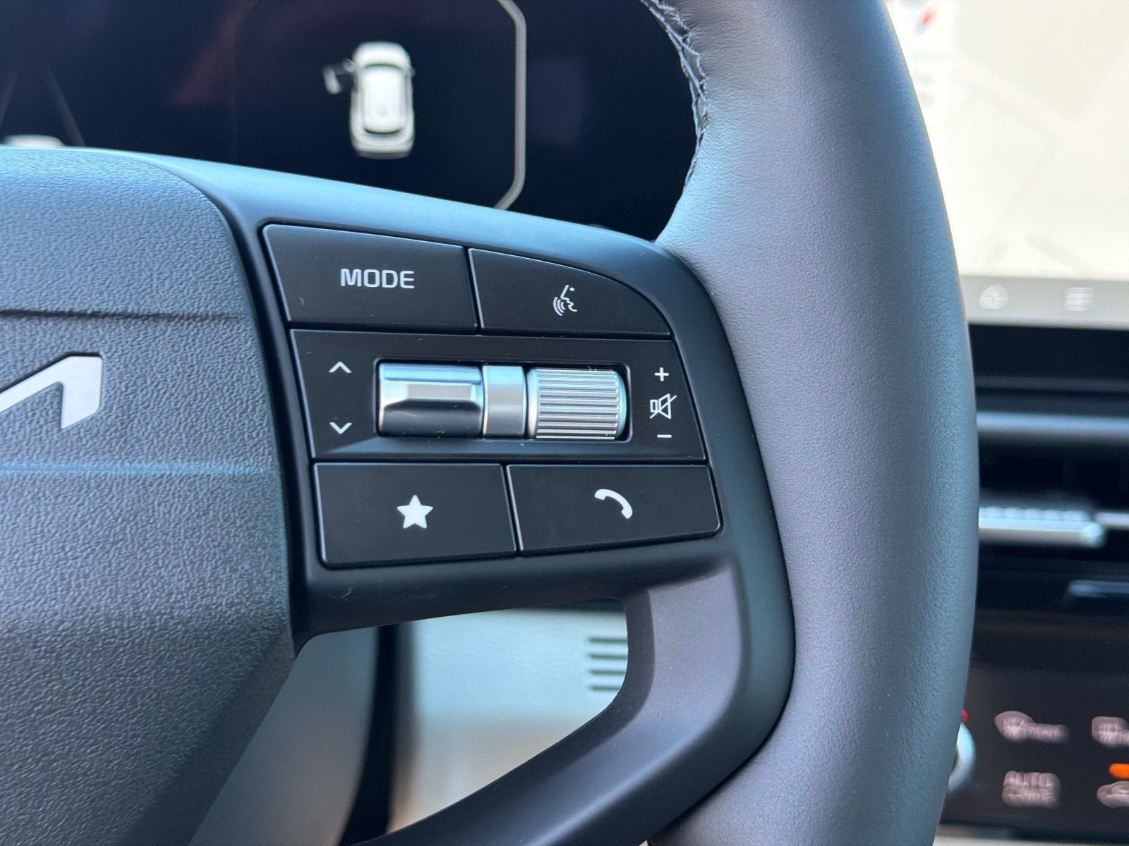 New 2026 Kia Sportage SX FWD image 29