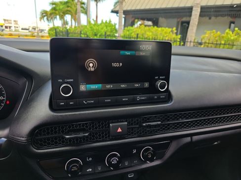 Used 2023 Honda HR-V LX image 23