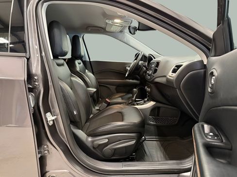 Used 2018 Jeep Compass Latitude w/ Safe & Security Group image 15