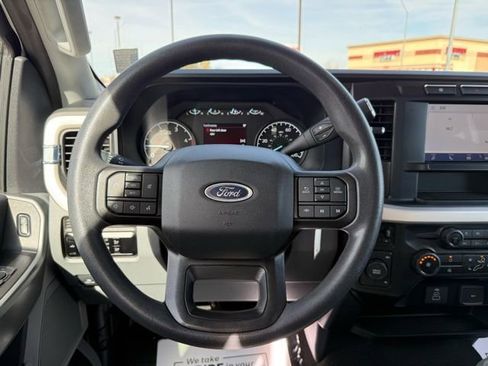 Used 2024 Ford F250 XLT image 19