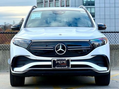 Certified 2023 Mercedes-Benz EQB 300 4MATIC image 3