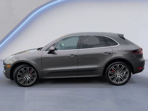 Used 2015 Porsche Macan Turbo AWD/4WD image 10
