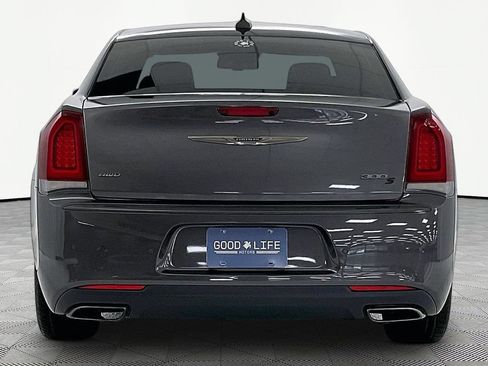 Used 2016 Chrysler 300 S w/ Safetytec Plus Group AWD/4WD image 5