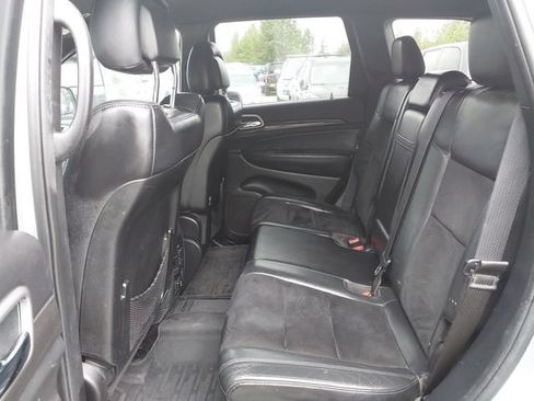 Used 2018 Jeep Grand Cherokee Altitude AWD/4WD image 22