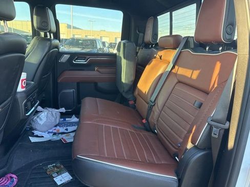Used 2024 GMC Sierra 2500 Denali Ultimate image 26