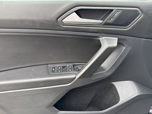 Used 2021 Volkswagen Tiguan SE R-Line image 19