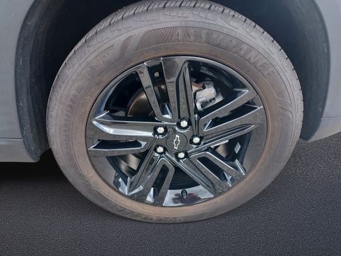 Used 2024 Chevrolet Trax ACTIV w/ Driver Confidence Package FWD image 21