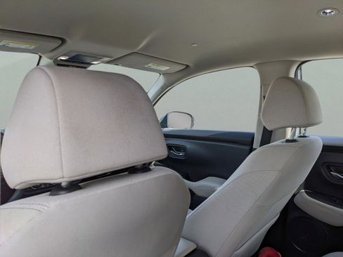 Used 2023 Honda HR-V LX image 21