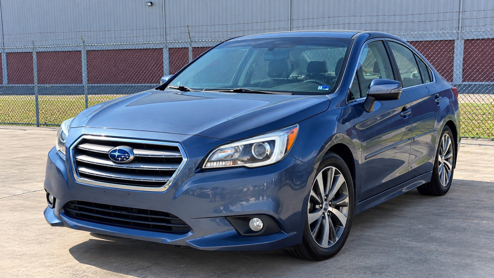 Used 2015 Subaru Legacy 2.5i Limited AWD/4WD image 1