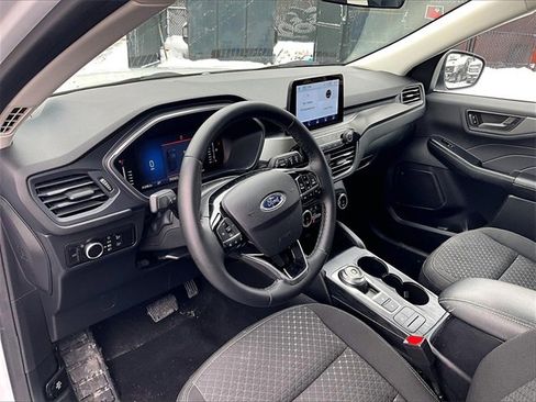 Used 2023 Ford Escape Active image 14