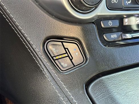 Used 2019 Chevrolet Suburban Premier w/ RST 6.2L Performance Edition image 38