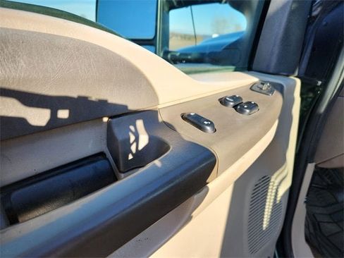 Used 2003 Ford F250 XL image 19