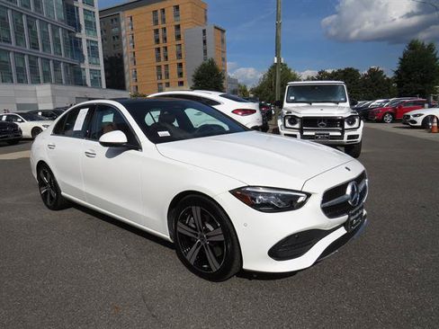 Used 2026 Mercedes-Benz C 300 4MATIC Sedan image 5