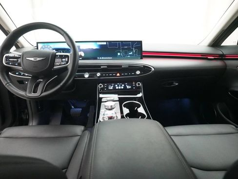 Used 2026 Genesis GV70 2.5T AWD/4WD image 5