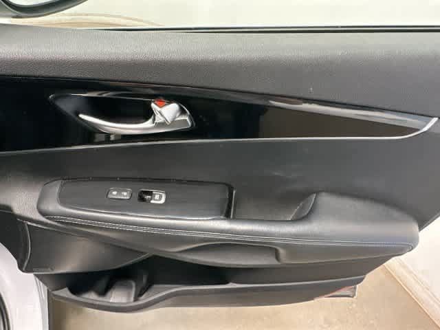 Used 2016 Kia Sorento SX AWD/4WD image 24