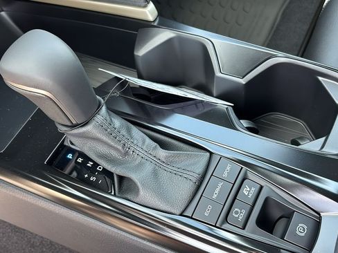 New 2026 Toyota Camry SE FWD image 19
