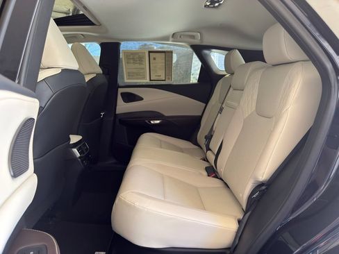 Certified 2024 Lexus RX 350 FWD w/ Technology Package image 20