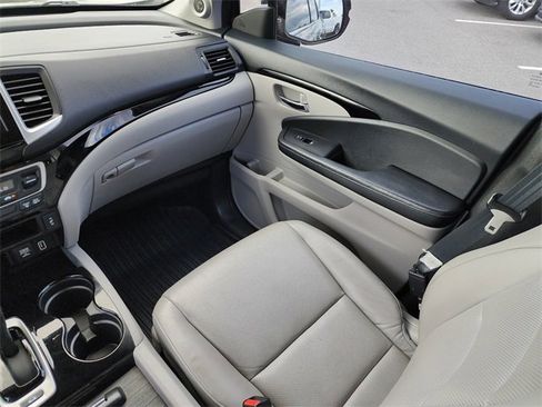 Used 2019 Honda Ridgeline RTL-E image 20