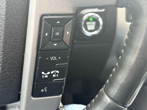 Used 2015 Ford Expedition Limited RWD image 36