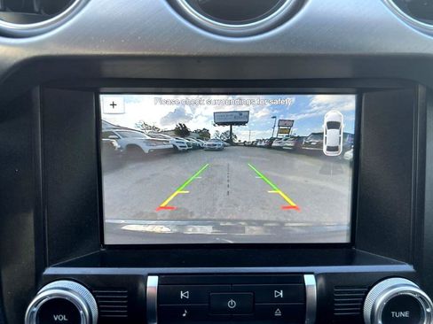 Used 2018 Ford Mustang Premium image 15