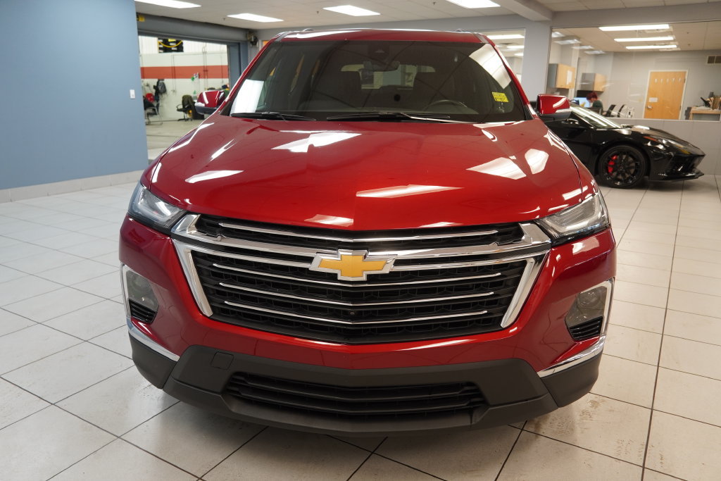 Used 2023 Chevrolet Traverse LT w/ LT Premium Package AWD/4WD image 21