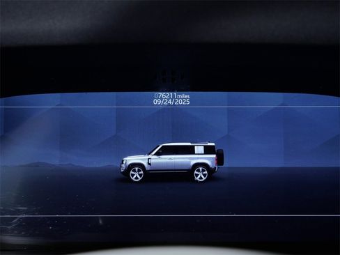 Used 2020 Land Rover Defender 110 S image 19