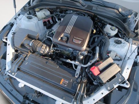 Used 2021 Cadillac CT4 Premium Luxury image 9