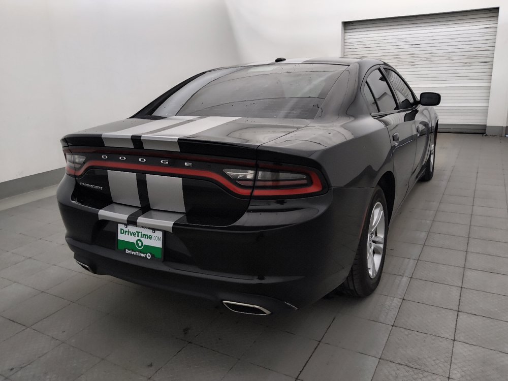 Used 2021 Dodge Charger SXT w/ Leather Interior Group RWD image 9