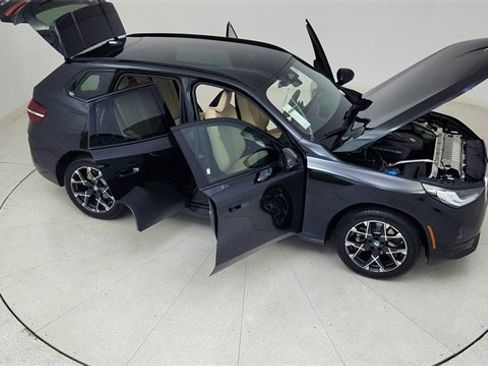 Used 2025 BMW X3 xDrive30i w/ M Sport Package image 81