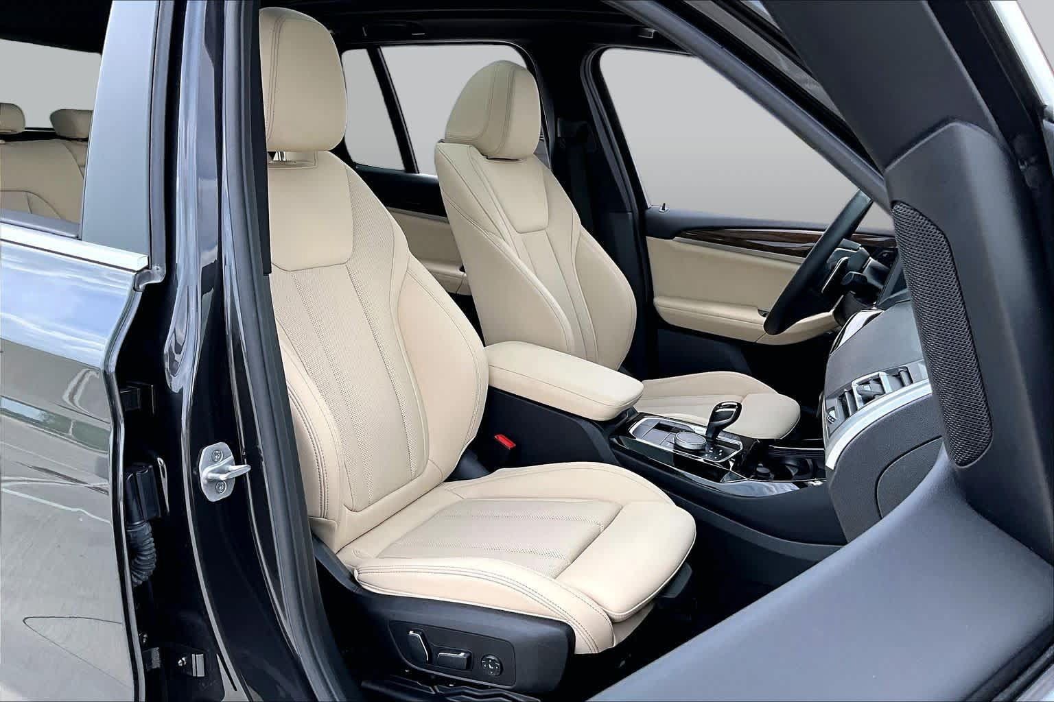 Used 2024 BMW X3 sDrive30i w/ Convenience Package RWD image 8