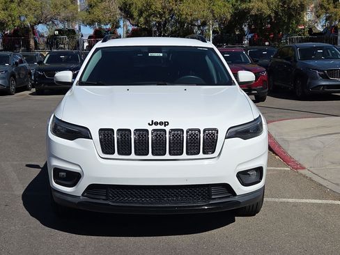 Used 2020 Jeep Cherokee Latitude Plus AWD/4WD image 8