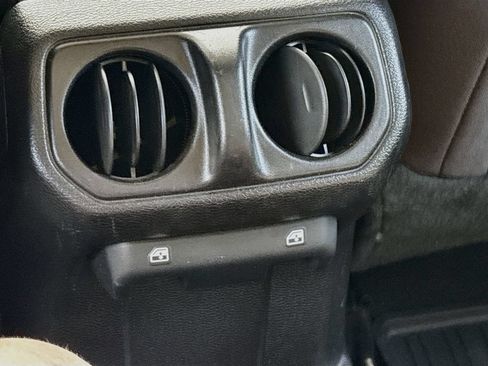 Used 2020 Jeep Wrangler Unlimited Sport AWD/4WD image 24