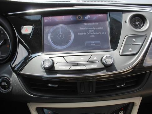 Used 2019 Buick Envision Essence FWD image 26