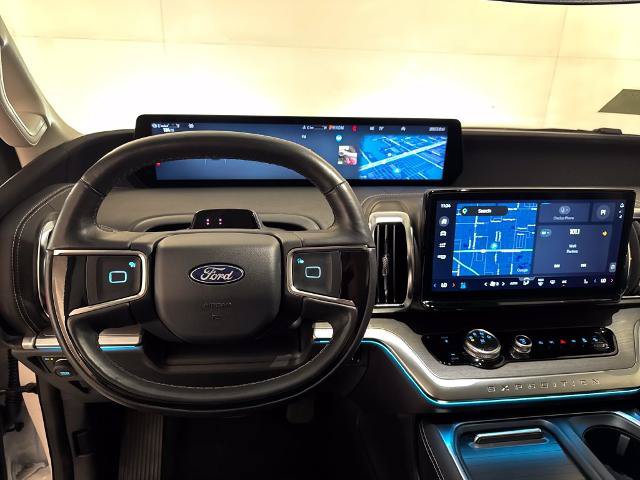 Certified 2025 Ford Expedition Max Platinum AWD/4WD image 5