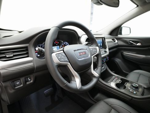 Certified 2023 GMC Acadia SLT w/ Elevation Edition image 8