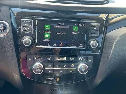 Used 2022 Nissan Rogue Sport SL w/ Premium Package AWD/4WD image 11