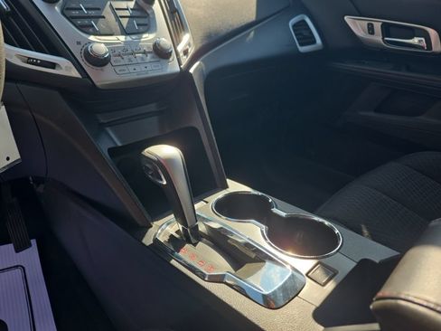 Used 2015 GMC Terrain SLE FWD image 17